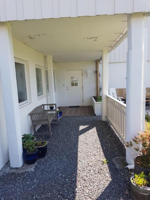 Leilighet I Enebolig Pa Valderoya Ved Alesund Ytterland Extérieur photo